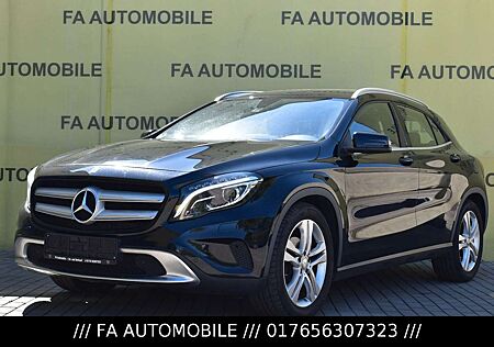 Mercedes-Benz GLA 220 CDI / d/LEDER/COMAND/SHZ/PDC/AHK/EU6/LED