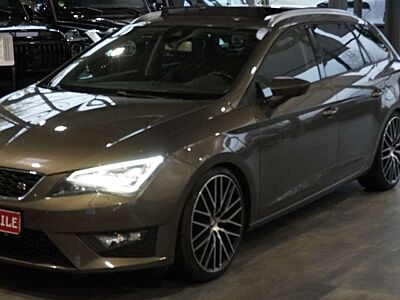 SEAT Leon ST FR*ACC*PANO*NAVI*