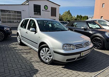 VW Golf Volkswagen 2.0 Auto Edition*KLIMAA.*PDC*4S-REIFEN
