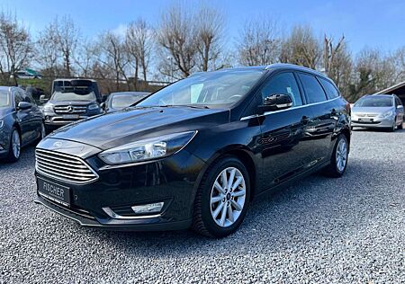 Ford Focus Turnier Titanium+NAVI+KLIMATRONIK+AHK+TEMP