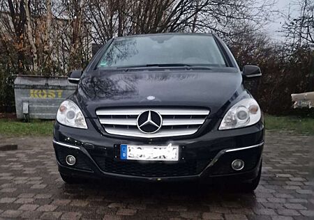 Mercedes-Benz B 180 B-Klasse BlueEFFICIENCY SPORT EDITION