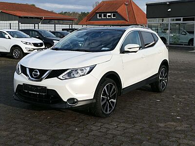 Nissan Qashqai Tekna/AHK/360°/LED/Navi/Panorama