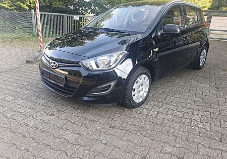 Hyundai i20 5 Star Edition, Klimaanlage, Allwetterreifen