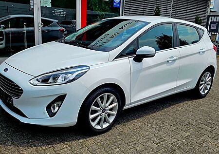 Ford Fiesta Titanium Automatik 5 Tür, Navi Kamera LM