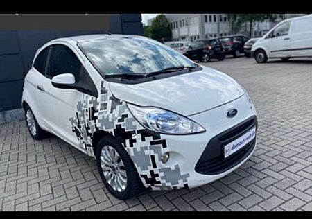 Ford Ka /+ Titanium