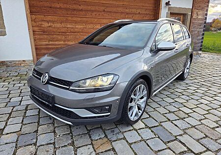 VW Golf Volkswagen Alltrack 4Motion AHK Navi ACC RFK Pano