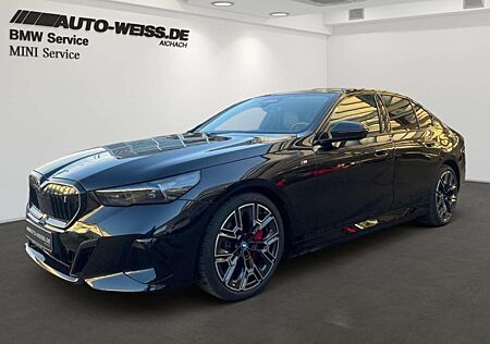 BMW i5 40 M-SPORT+LEDER+HUD+PANO+LHZ+HIFI-B&W+AHK+