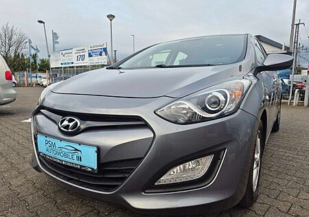 Hyundai i30 FIFA World Cup Edition Klima PDC Sitzheiz.