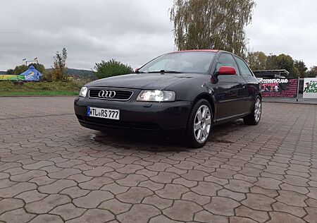 Audi A3 1.8Turbo /Blowoff / S3 17" Alu / Service Neu