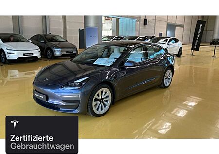Tesla Model 3 Rear-Wheel Drive