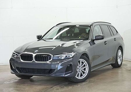 BMW 318 i Aut. Touring/Panorama/el.Sitze/Sitzhzg/DAB