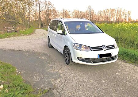 VW Sharan Volkswagen 2.0 TDI DSG (BlueMotion Technology) Highline