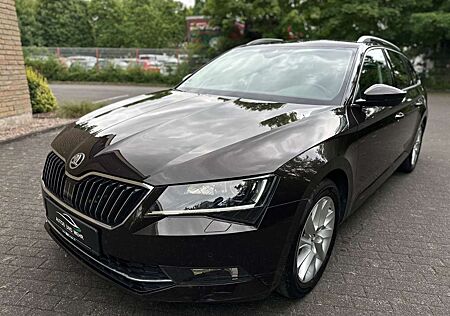 Skoda Superb Combi Style