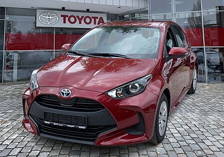 Toyota Yaris 1.5 HSD Comfort FLA ACC SpurH KAM KlimaA Navi