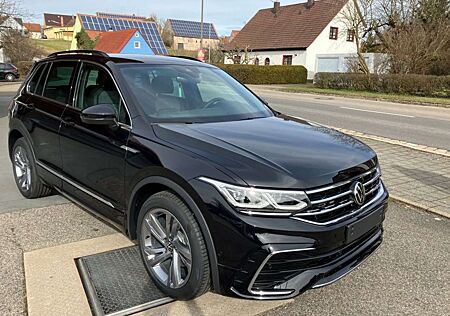 VW Tiguan Volkswagen 1,5TSI DSG R-Line AHK, Navi, Virtual