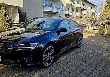 Opel Insignia Grand Sport 2.0 Diesel 4x4 Automatik Business Edit