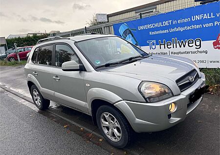 Hyundai Tucson gebraucht kaufen Hyundai Tucson 2.0 2WD GLS