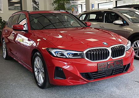 BMW 318 d Touring+AHK+Pano+STHZ+H/K+ACC+Sportsitze+