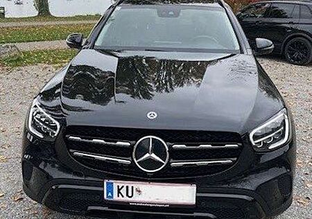 Mercedes-Benz GLC 300 e 4Matic 9G-TRONIC AMG Line