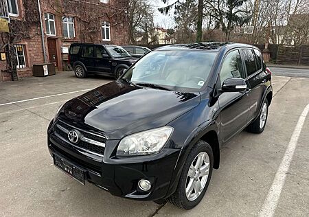 Toyota RAV 4 D-4D 150 D/Allrad/Automatik/Leder