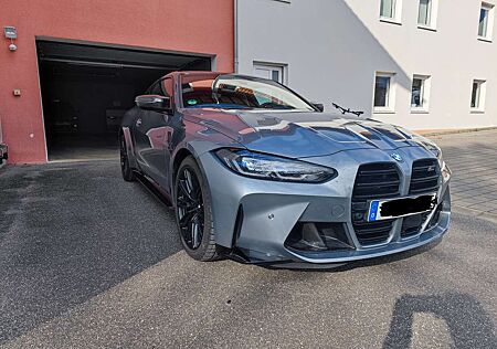 BMW M4 Competition M xDrive