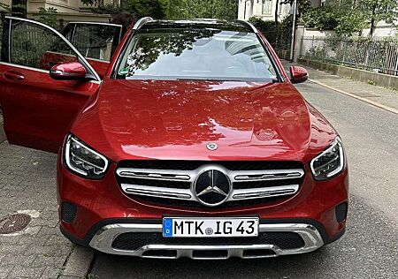 Mercedes-Benz GLC 220 d 4Matic 9G-TRONIC