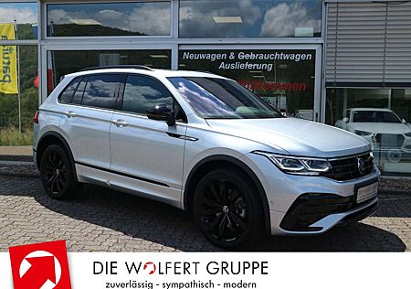 VW Tiguan Volkswagen R-Line 2.0 TDI 4M DSG AHK BlackStyle PANO