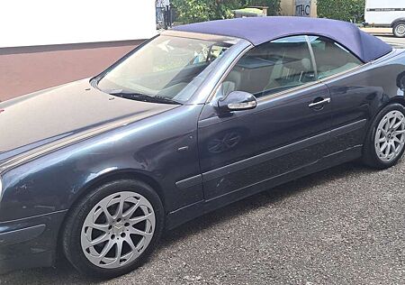 Mercedes-Benz CLK 320 Cabrio Elegance