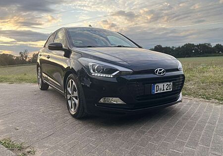 Hyundai i20 KAMERA*SITZHZG*LENKRADHZG*SCHECKHEFT