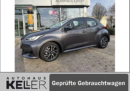 Toyota Yaris Hybrid 1.5 VVT-i Team Deutschland