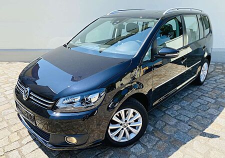 VW Touran Volkswagen Highline +AHK+CAM+NAVI+PANO+XENON+