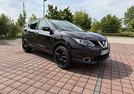 Nissan Qashqai 1.2 DIG-T TEKNA
