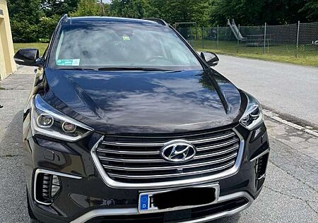 Hyundai Grand Santa Fe 2.2 CRDI 4WD Automatik Premium