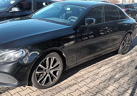 Mercedes-Benz E 220 E-Klasse Diesel d 9G-TRONIC Exclusive