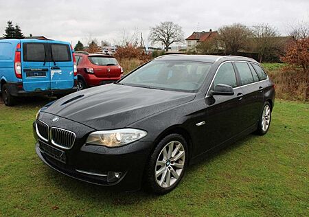 BMW 530i 530 Touring Aut. *AHK,Leder,Navi,Sitzhzg,Klimatr*