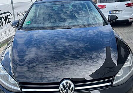 VW Golf Volkswagen 2.0 TDI BlueMotion Technology Highline
