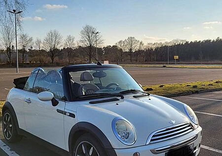 Mini One Cabrio Sidewalk Sonderedition Pepper White Weiß TÜV neu