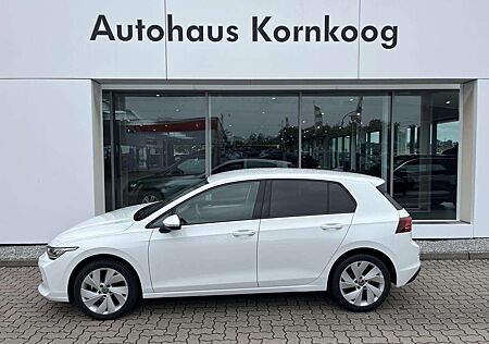 VW Golf Volkswagen 1.5 eTSI OPF Life DSG RFK, APP Bluetooth LED