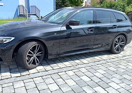 BMW 320d 320 xDrive Aut. M Sport, AHK