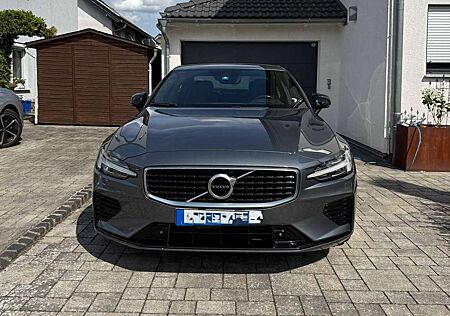 Volvo S60 S60 T8 Twin Engine AWD Geartronic RDesign