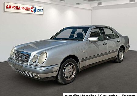 Mercedes-Benz E 230 Lim. Automatik Klima SHZ