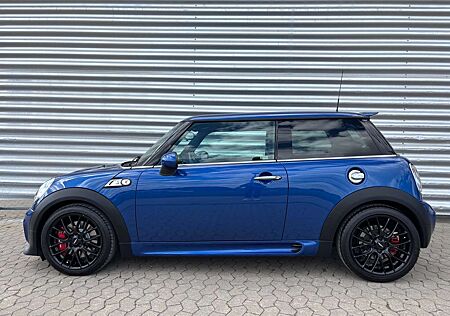 Mini John Cooper Works aus 1. Hand RECARO XENON PDC
