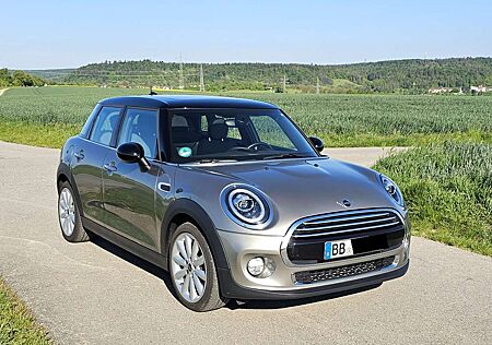 Mini Cooper 5-TÜRER Chili*Navi*Panoramadach*LED*Sportsitz