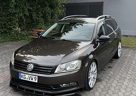 VW Passat Variant Volkswagen 2.0 TDI DSG BlueMotion Technology Highline