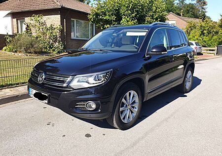 VW Tiguan Volkswagen 2.0 TDI DPF 4Motion BlueMotion Techn. DSG Track