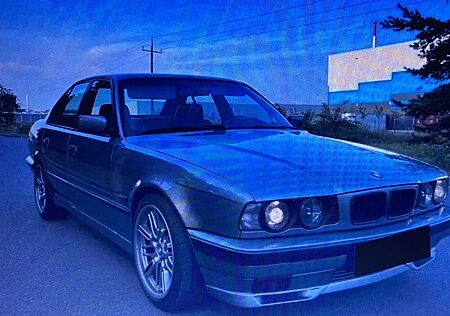 BMW 540i 540 V8