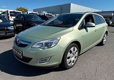 Opel Astra J 1.6i Sports Tourer*Klima*Tempo*AHK*PDC