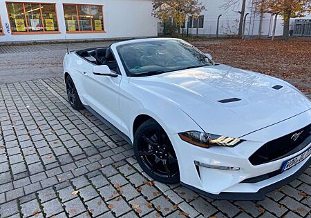 Ford Mustang +Convertible+2.3+Eco+Boost+Aut.