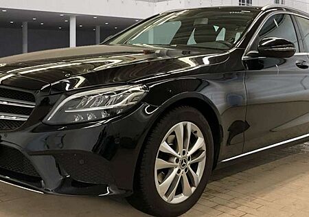 Mercedes-Benz C 180 T 9G-TRONIC LED/LEDER/WIDESCREEN/RFK/HolzEscheSchw