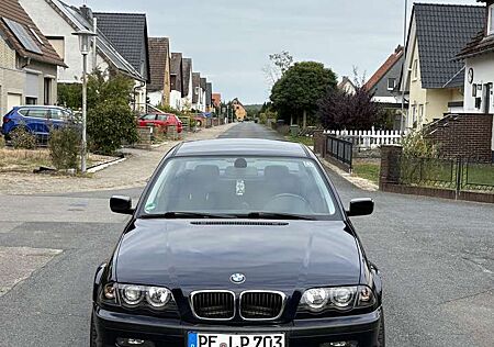 BMW 318i 318